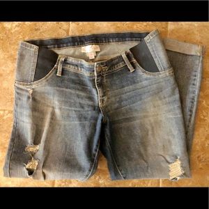 Maternity skinny crop jeans